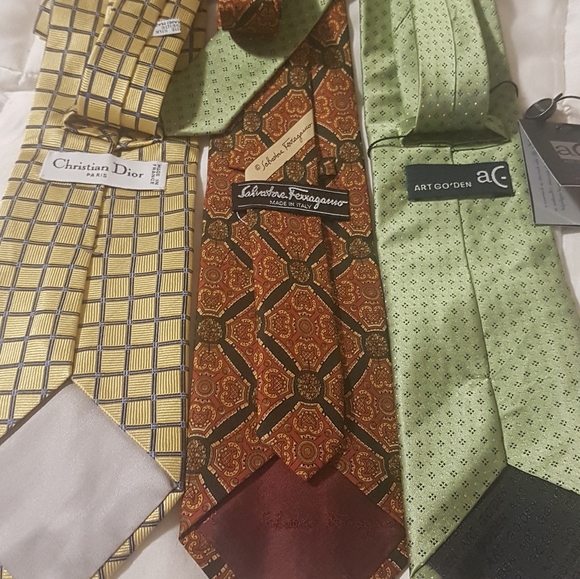 Dior/Ferragamo/Go'den Other - Bundle Luxurious Dior/Ferragamo/Go'den Ties